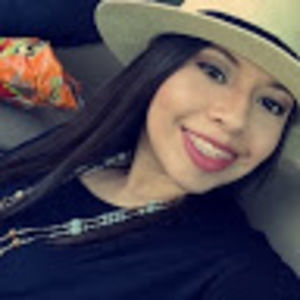 Meet your Posher, Vanessa